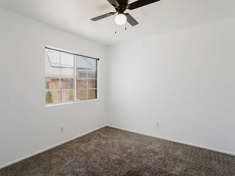 37347 Waterman Ave — Photo 21