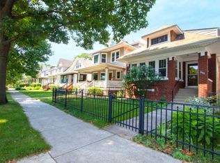 803 S Cuyler Ave, Oak Park, IL 60304