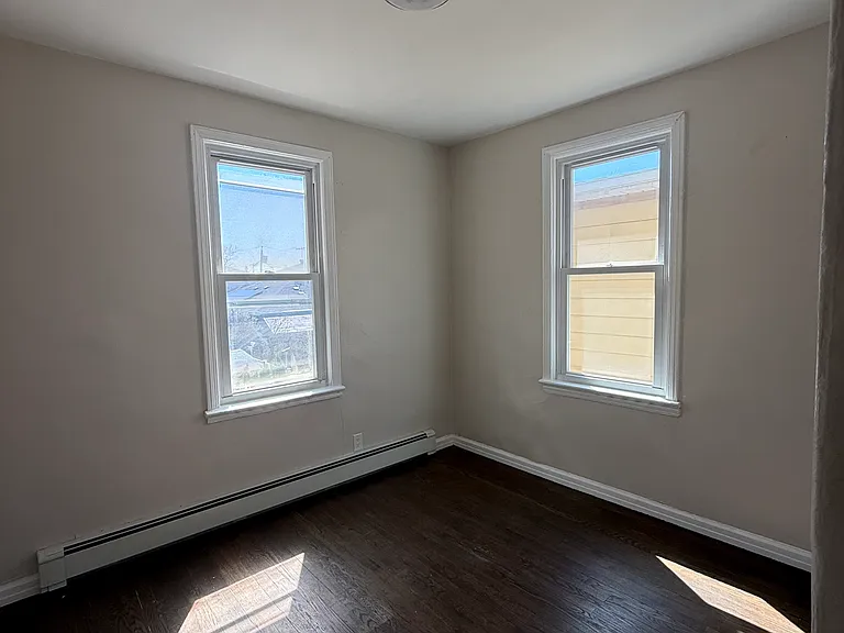 78 Dewitt St #2 — Photo 8
