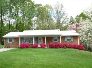 110 Beechnut Cir, Ridgeway, VA 24148