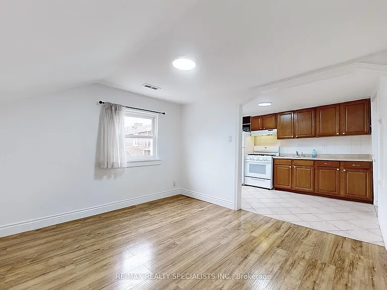 18 Mary St — Photo 19