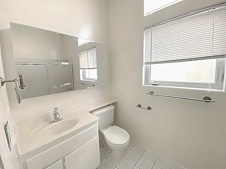 1024 3rd St #3 — Photo 8