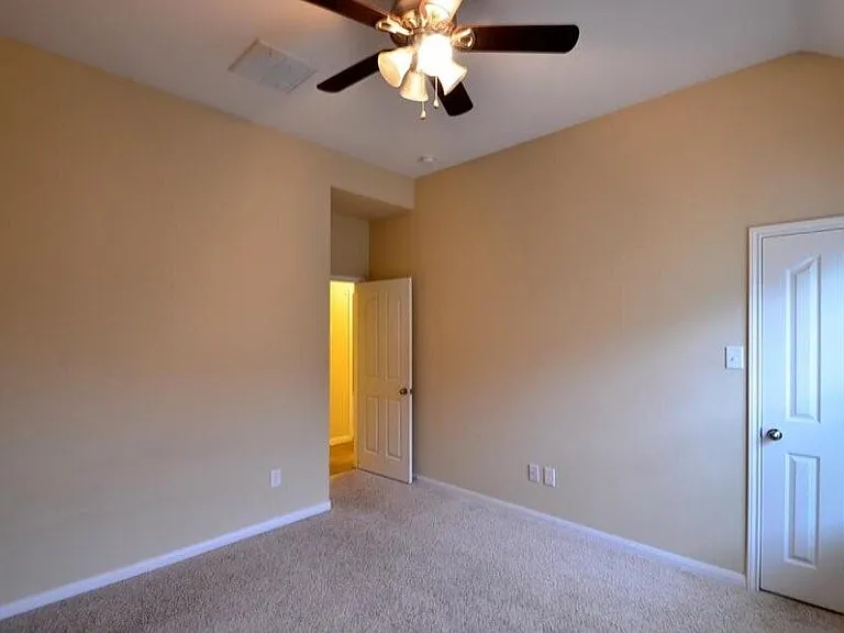 9942 Taylor Springs Ln — Photo 21