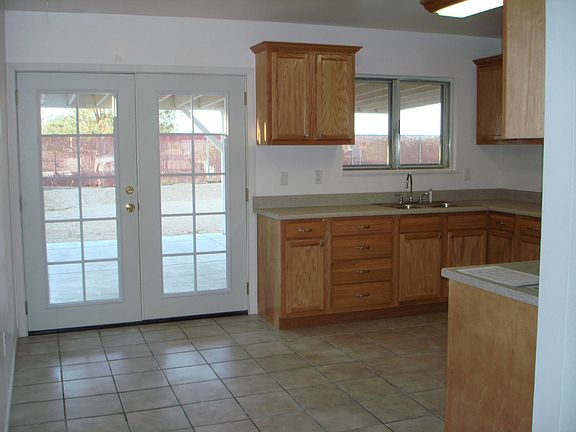 Dining w/French Doors