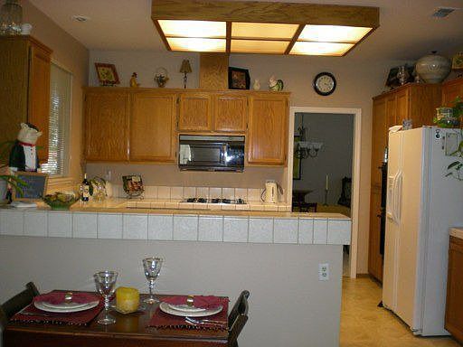 5th image of 779 Derry Cir