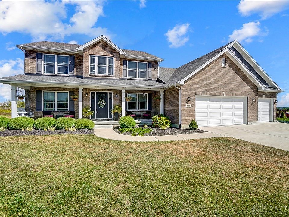 1st image of 669 Hidden Meadows Dr