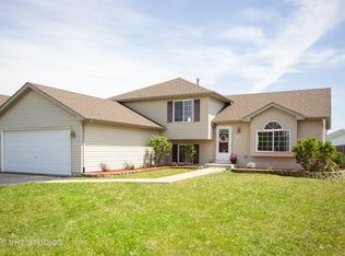 1304 Gilray Dr, Joliet, IL 60431