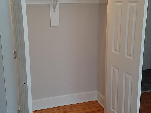 4th image of 53 Jetland St #53