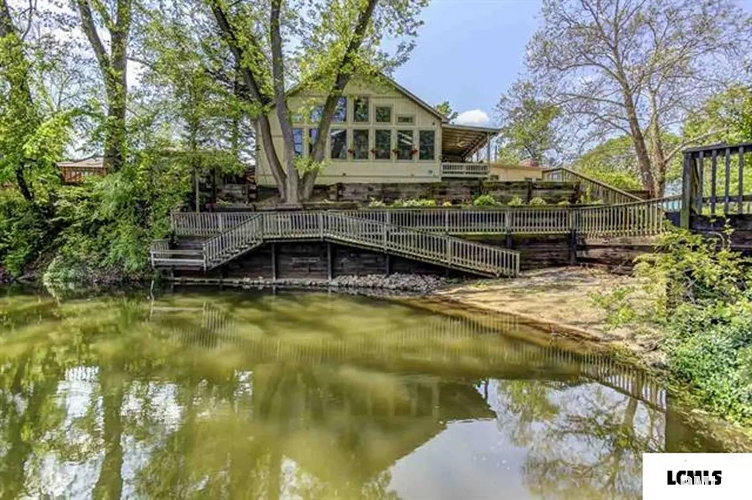 18 Willow Ln photo 1