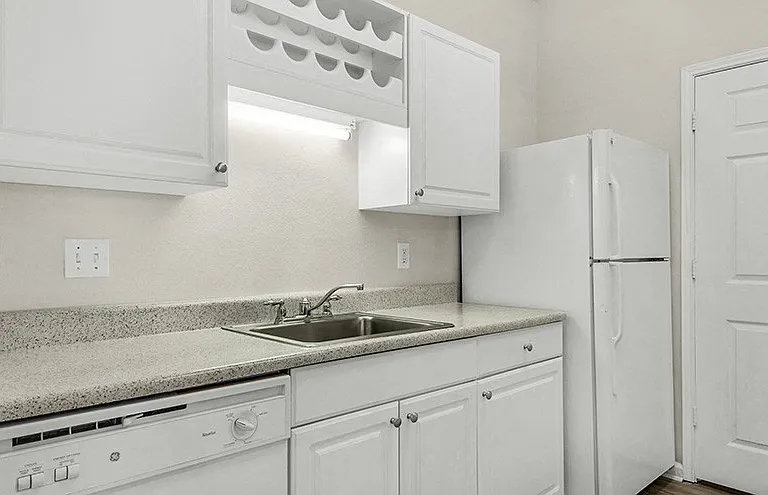Marcus Pointe Grande Apartment Homes — Photo 12