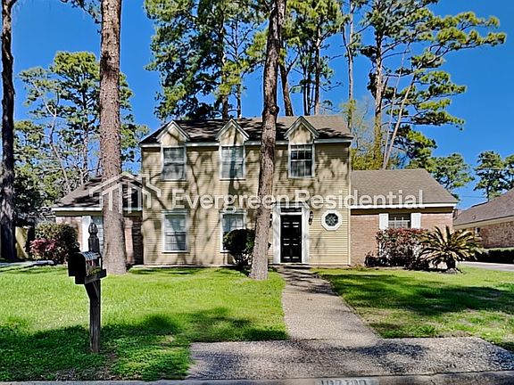 2nd image of 10710 Dunbrook Dr