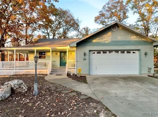165 Four Winds Ct, Lake ozark, MO 65049
