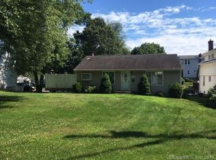 347 Welchs Point Rd, Milford, CT 06460