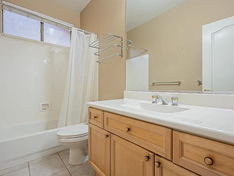 4926 E Duane Ln — Photo 18
