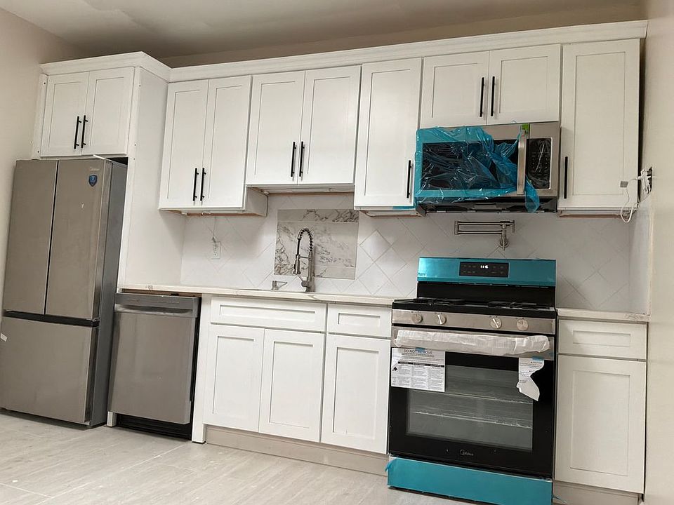 2 bed · 1 bath · 1,000 ft² in Brooklyn