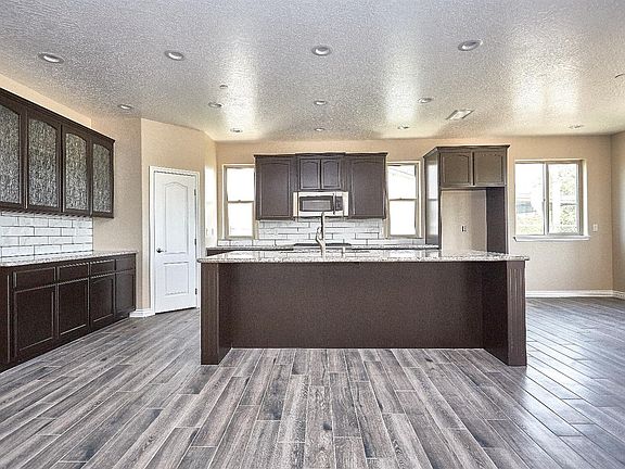 5th image of 13829 Driftwood Dr
