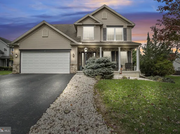 2 Rockledge Ct, Carlisle, PA 17015