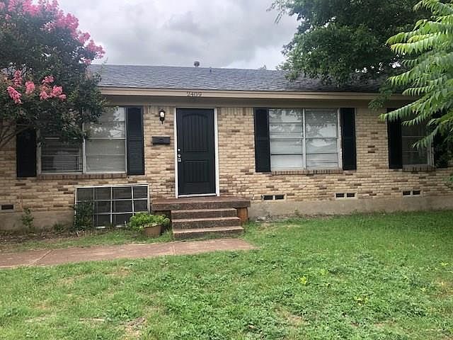 1st image of 2409 English Dr
