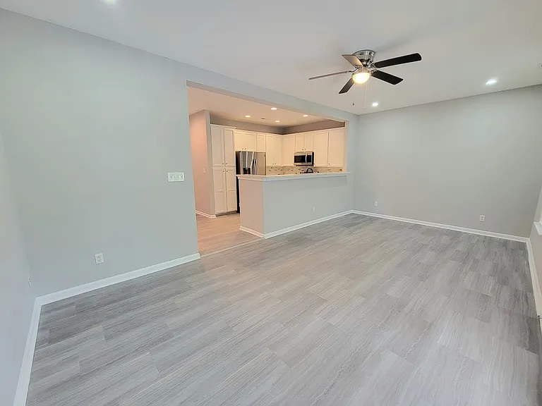 14910 Scothurst Ln — Photo 7