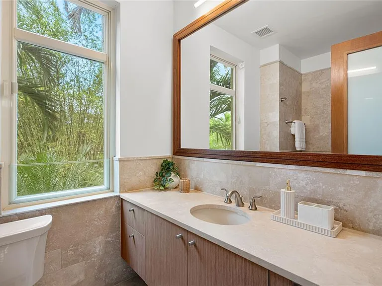 500 Plantation Village Dr #3-208 — Photo 28