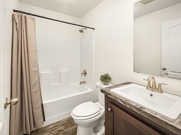 5th image of 23418 Pearce Way