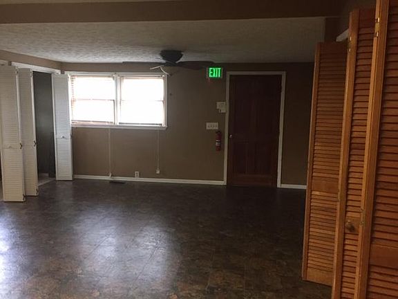 4th image of 4 Dixon St Unit A