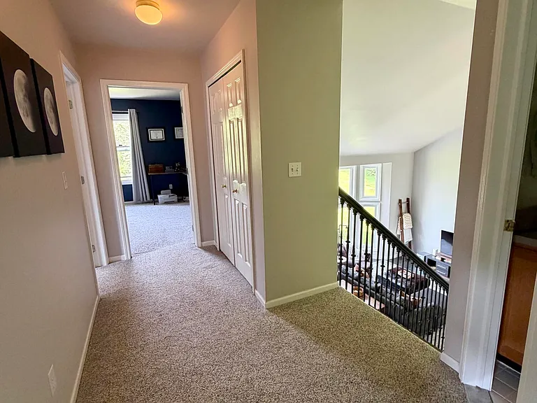6961 Suncrest Dr — Photo 32