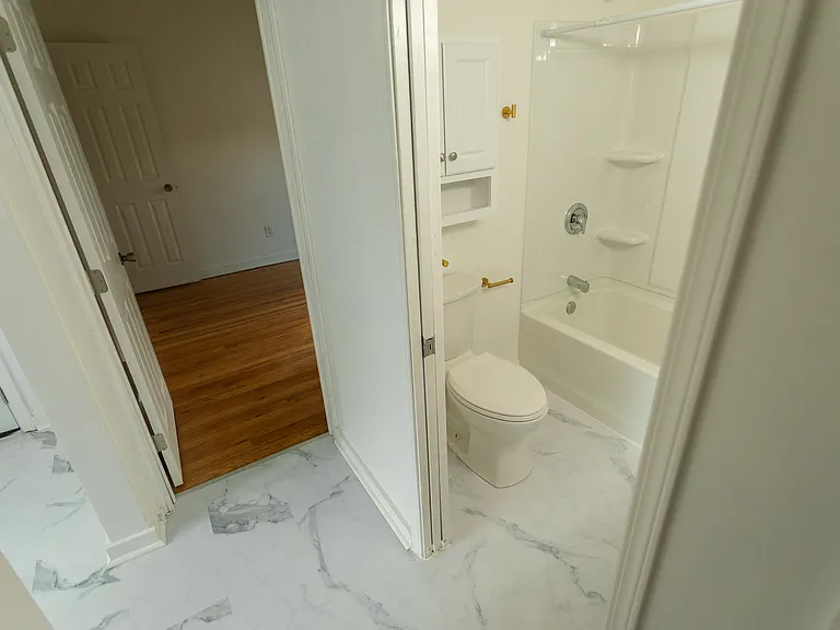 525 Winton St #2 — Photo 20