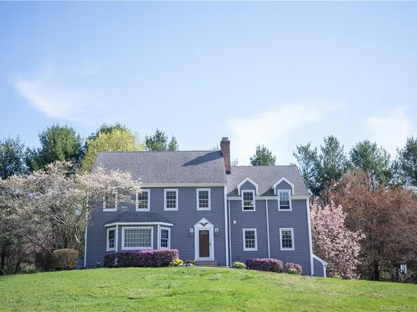 85 Flat Swamp Road, Newtown, CT 06470