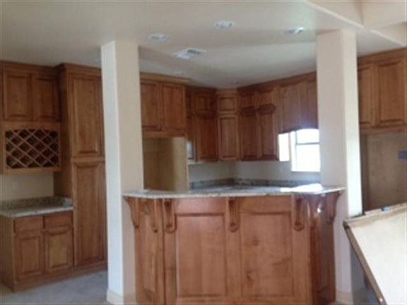 2nd image of 113 Alazan Dr