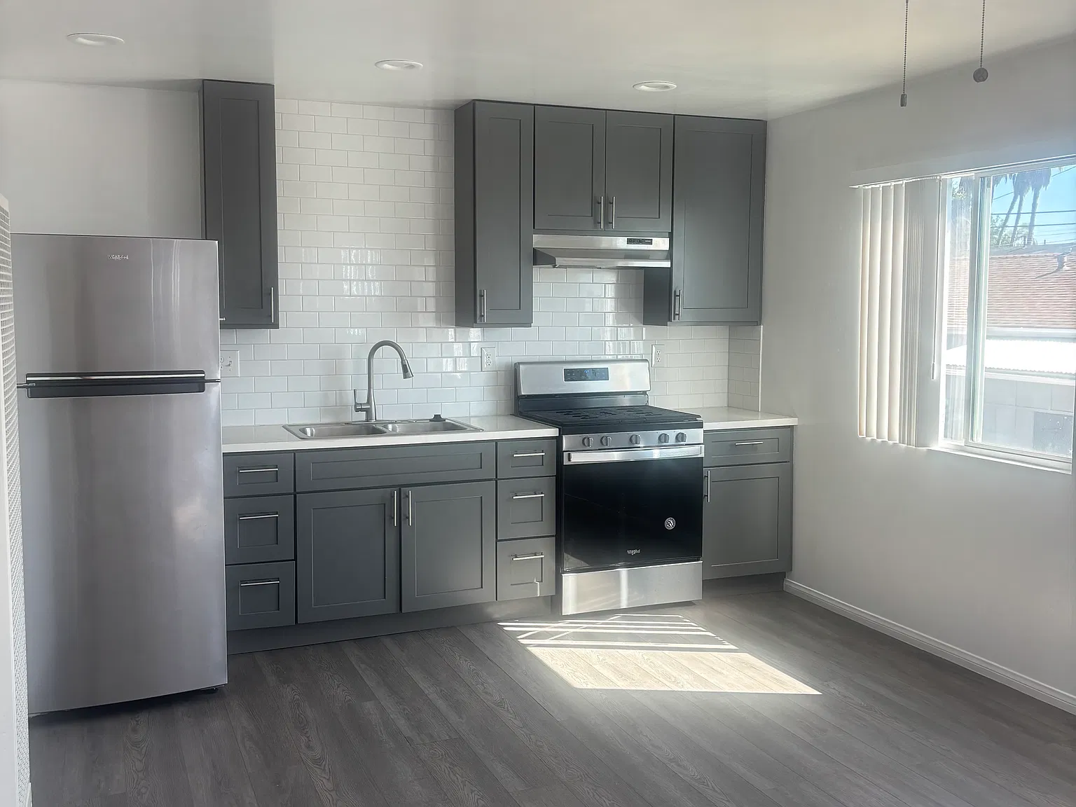 1 bed, 600 sqft, $2,100 — Photo 4