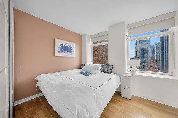Rented by New York Residence | media 11
