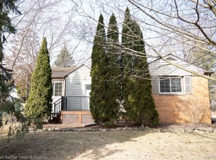 1535 2nd Ave, Howell, MI 48843