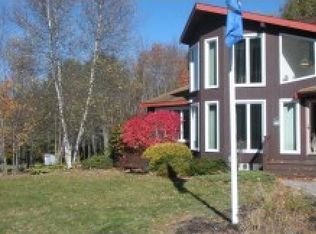 4 Birch Ledge Rd, Meredith, NH 03253