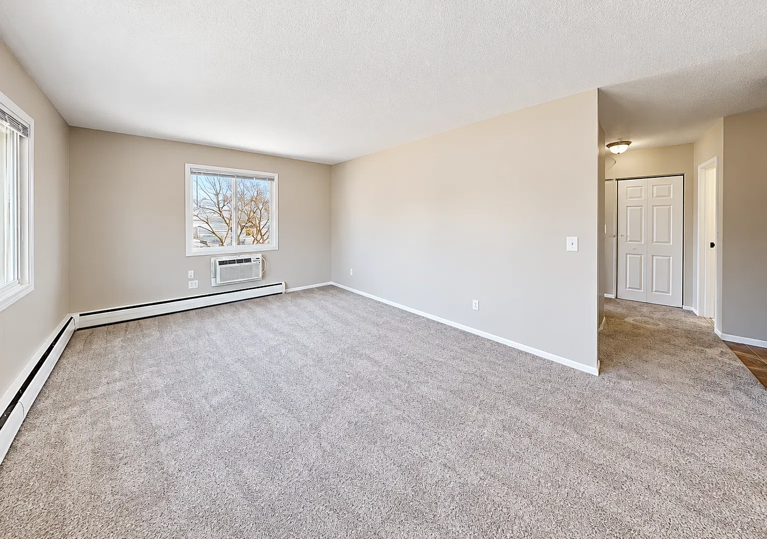 Welcome to Aldrich Apartments Comfortable Living, Convenient Minneapolis Location! — Photo 2