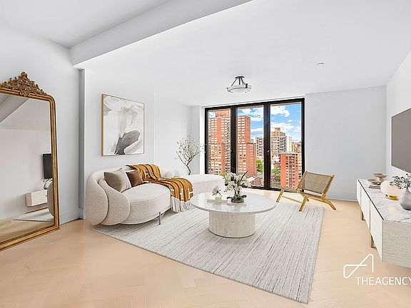 5th image of 2505 Broadway #14C