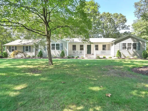 8 Partridge Drive, Seymour, CT 06483