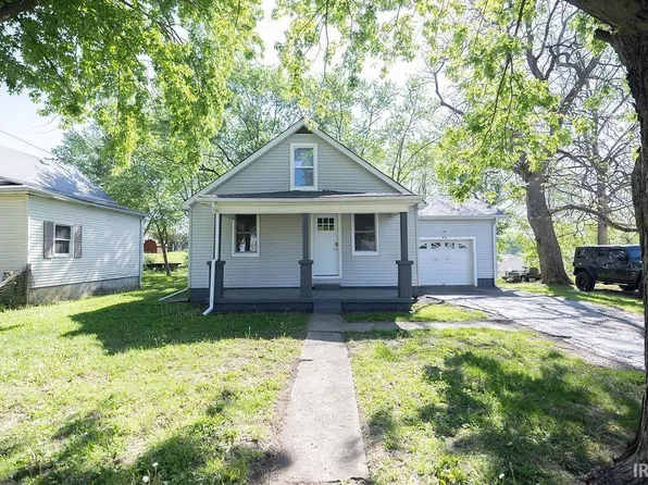 716 N 14th St, New Castle, IN 47362