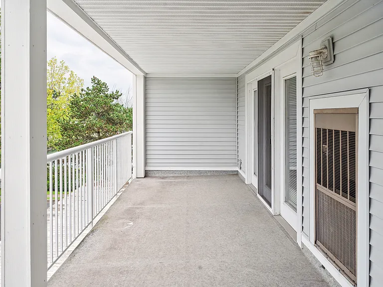Grayhaven Marina Village - Apartments & Townhomes — Photo 13