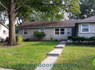 5525 W 97th St, Overland Park, KS 66207