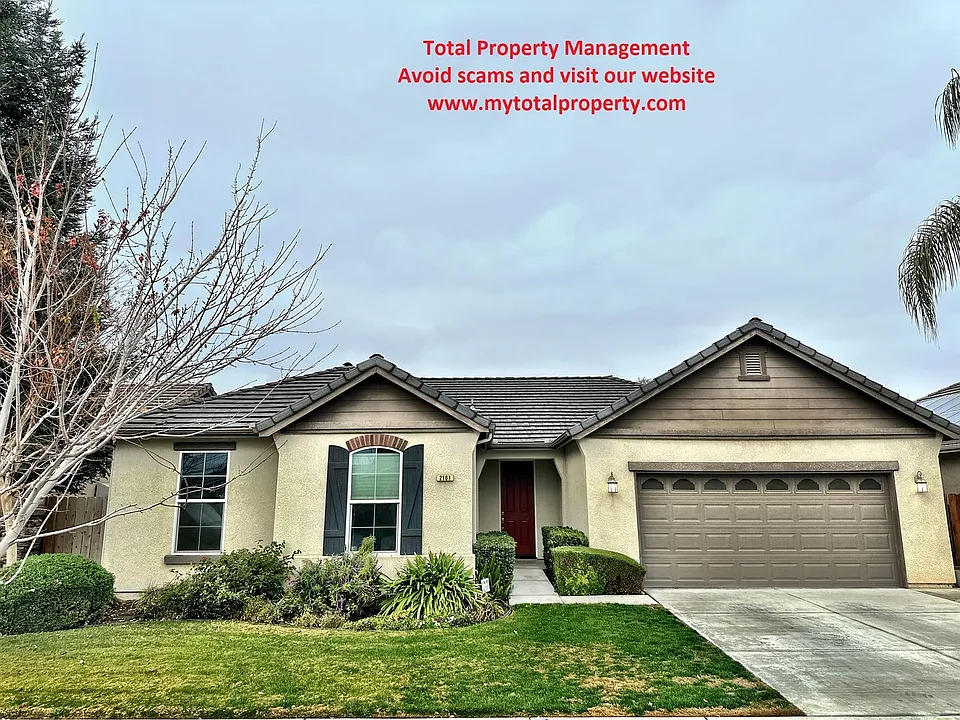 2101 N Lindsay Ct