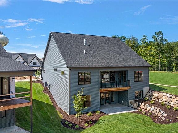 5th image of 3409 Broadleaf Ln