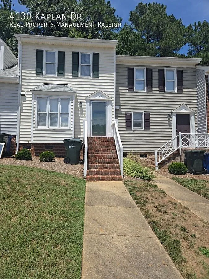 2 bed, 2.5 bath, 1150 sqft, $1,495 — Photo 1