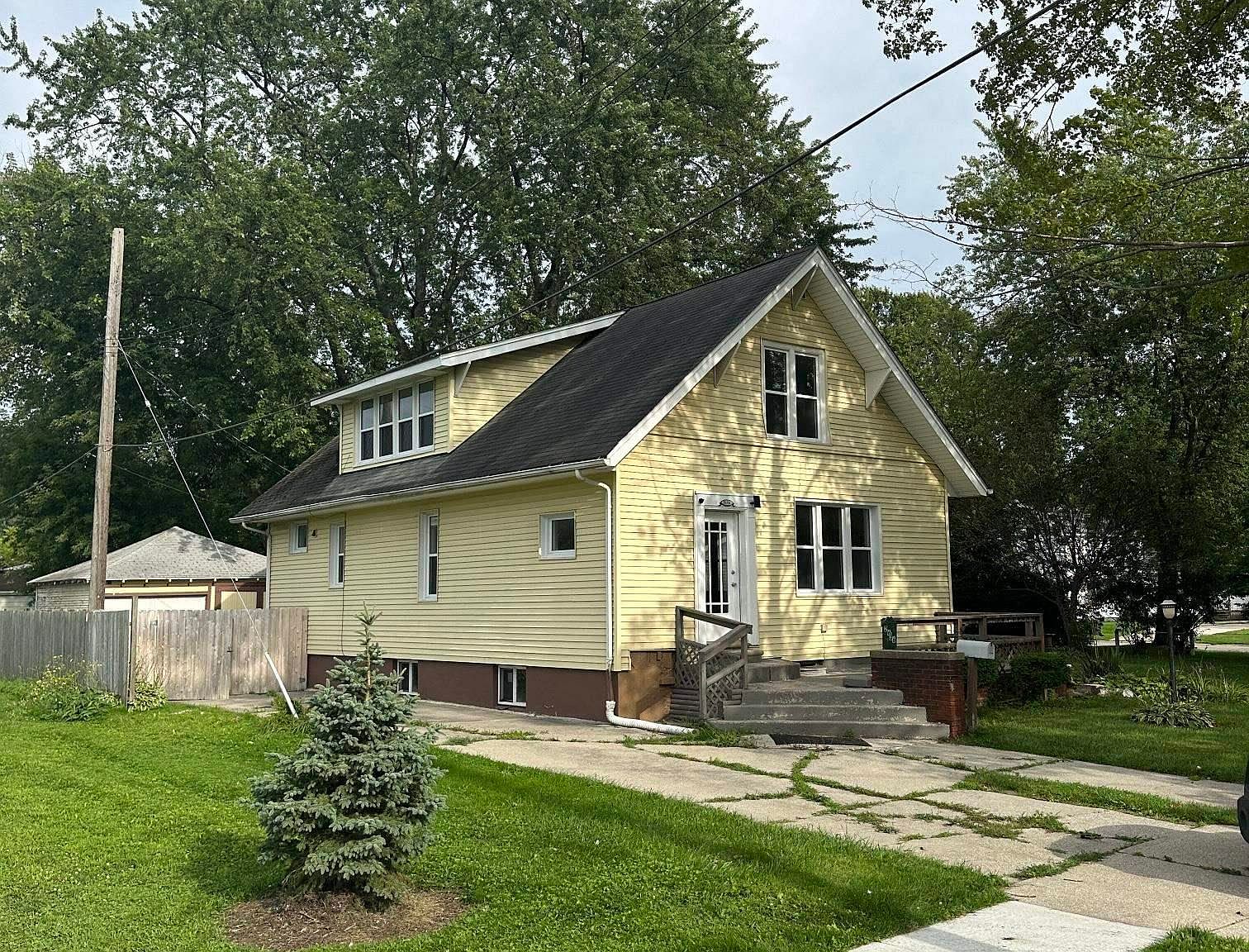 2636 10th Ave, Port Huron, MI 48060 MLS 50121264 Zillow