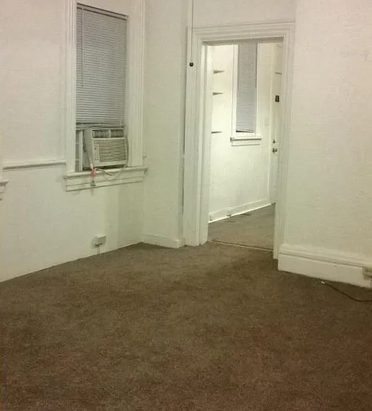 2910 E Carson St #B — Photo 5