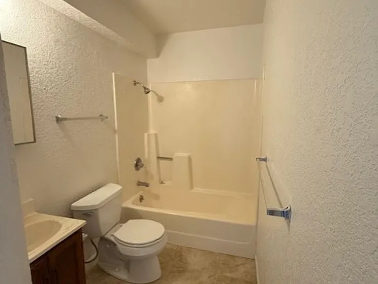 2654 S Mountain View Dr — Photo 15