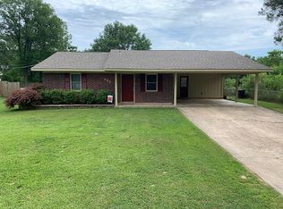 402 Ingram St, Camden, AR 71701