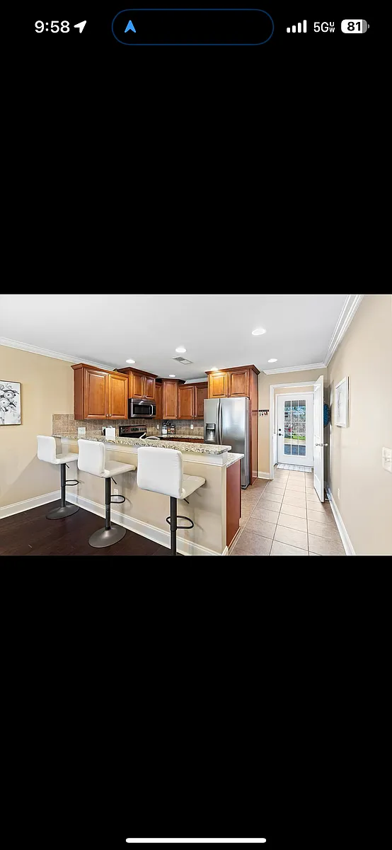 Building Photo - 2465 Churchill Cir