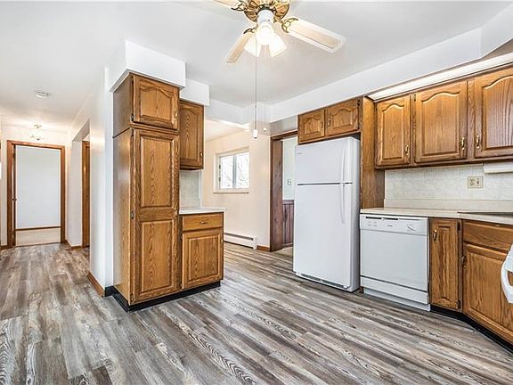 5th image of 443 Carolina Dr