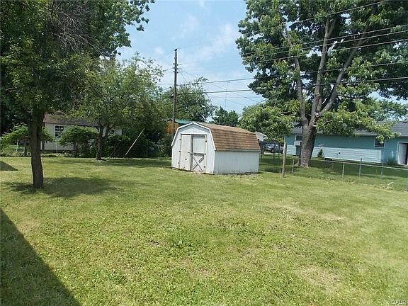 3rd image of 229 Rawson Dr